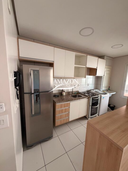 APARTAMENTO SEMIMOBILIADO 67m2 NO CONDOMÍNIO MAIS PASSEIO DO MINDU, PARQUE 10 - DISPONÍVEL PARA LOCAÇÃO