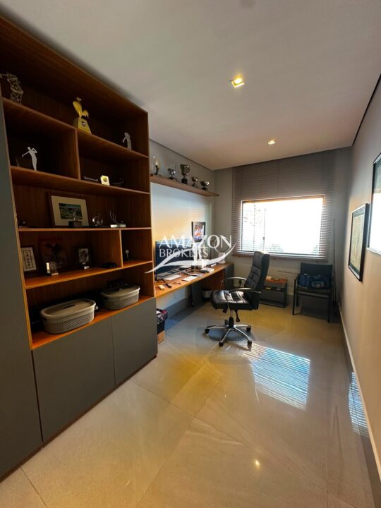 CASA DUPLEX 412m2 NO RESIDENCIAL PRAIA DOS PASSARINHOS, PONTA NEGRA - DISPONÍVEL PARA VENDA