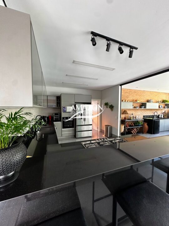 CASA DUPLEX 412m2 NO RESIDENCIAL PRAIA DOS PASSARINHOS, PONTA NEGRA - DISPONÍVEL PARA VENDA