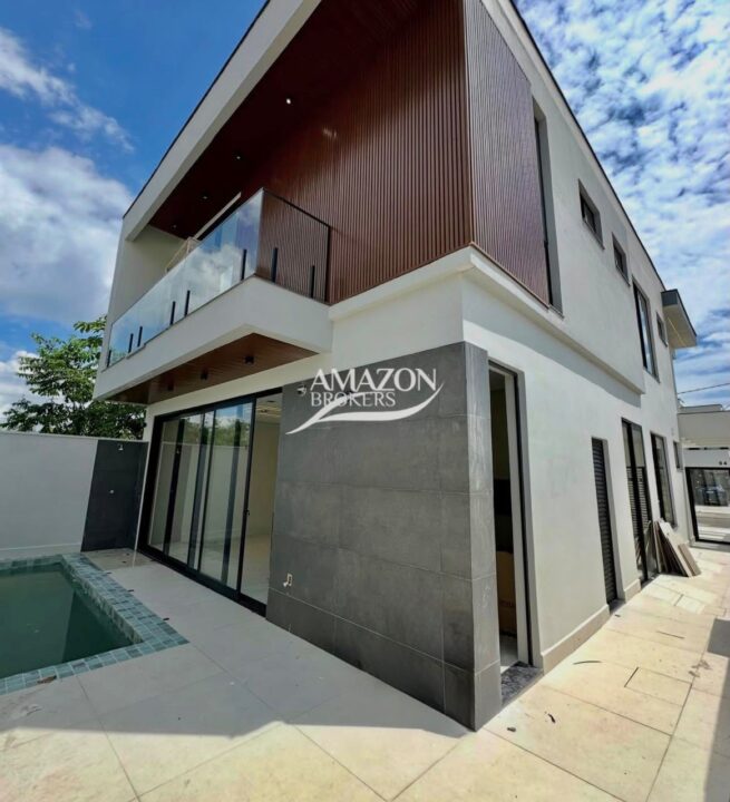 CASA DUPLEX 267,14m2 NO CONDOMÍNIO MOSAICO PONTA NEGRA - DISPONÍVEL PARA VENDA