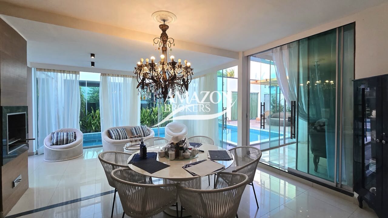 CASA DUPLEX MOBILIADA 700m2 NO CONDOMÍNIO ITAPURANGA III, PONTA NEGRA - DISPONÍVEL PARA LOCAÇÃO