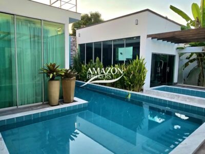 CASA DUPLEX MOBILIADA 700m2 NO CONDOMÍNIO ITAPURANGA III, PONTA NEGRA - DISPONÍVEL PARA LOCAÇÃO