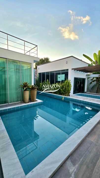 CASA DUPLEX MOBILIADA 700m2 NO CONDOMÍNIO ITAPURANGA III, PONTA NEGRA - DISPONÍVEL PARA LOCAÇÃO