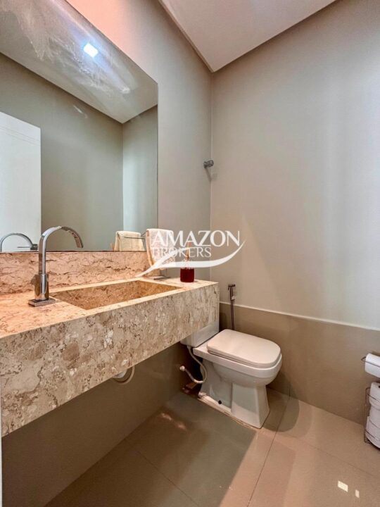 CASA DUPLEX MOBILIADA 250m2 NO CONDOMÍNIO RESIDENCIAL PASSAREDO, PONTA NEGRA - DISPONÍVEL PARA VENDA