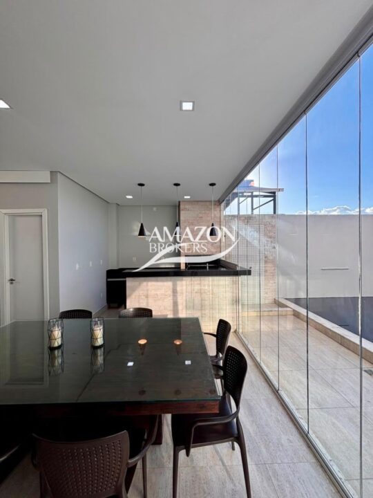 CASA DUPLEX MOBILIADA 250m2 NO CONDOMÍNIO RESIDENCIAL PASSAREDO, PONTA NEGRA - DISPONÍVEL PARA VENDA
