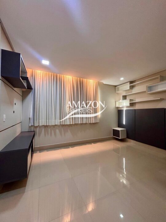 CASA DUPLEX MOBILIADA 250m2 NO CONDOMÍNIO RESIDENCIAL PASSAREDO, PONTA NEGRA - DISPONÍVEL PARA VENDA