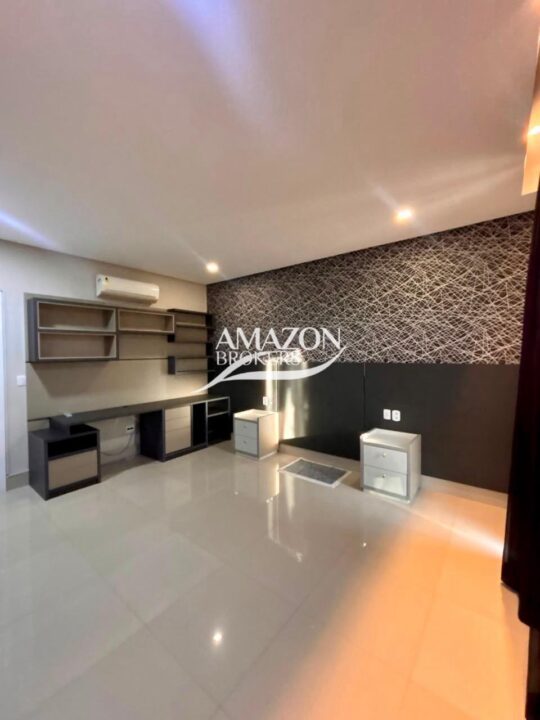 CASA DUPLEX MOBILIADA 250m2 NO CONDOMÍNIO RESIDENCIAL PASSAREDO, PONTA NEGRA - DISPONÍVEL PARA VENDA