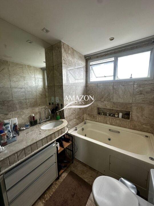 APARTAMENTO 211m2 NO CONDOMÍNIO RIVIERA DE PONTA NEGRA, EDIFÍCIO NICE - DISPONÍVEL PARA LOCAÇÃO