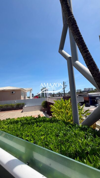 CONDOMÍNIO SAINT ROMAIN, BAIRRO NOSSA SENHORA DAS GRAÇAS - APARTAMENTO SEMIMOBILIADO 210m2 - DISPONÍVEL PARA VENDA