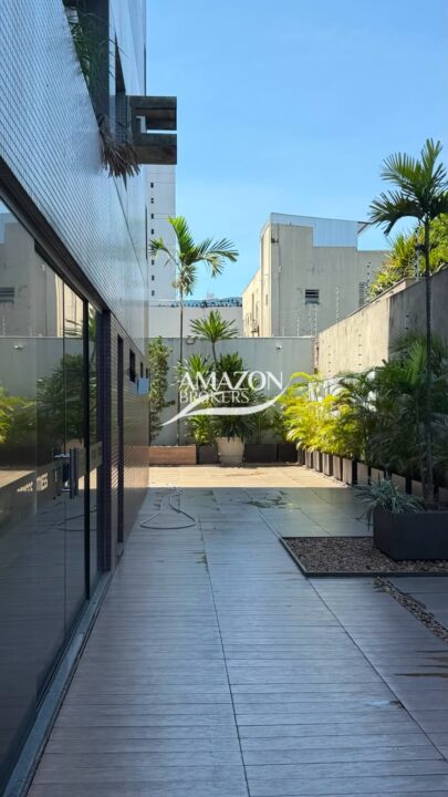CONDOMÍNIO SAINT ROMAIN, BAIRRO NOSSA SENHORA DAS GRAÇAS - APARTAMENTO SEMIMOBILIADO 210m2 - DISPONÍVEL PARA VENDA