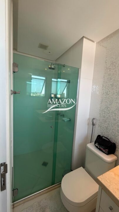 CONDOMÍNIO SAINT ROMAIN, BAIRRO NOSSA SENHORA DAS GRAÇAS - APARTAMENTO SEMIMOBILIADO 210m2 - DISPONÍVEL PARA VENDA