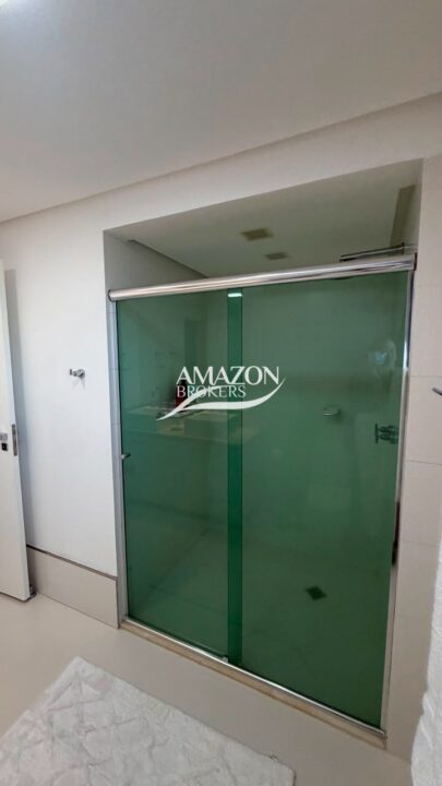 CONDOMÍNIO SAINT ROMAIN, BAIRRO NOSSA SENHORA DAS GRAÇAS - APARTAMENTO SEMIMOBILIADO 210m2 - DISPONÍVEL PARA VENDA