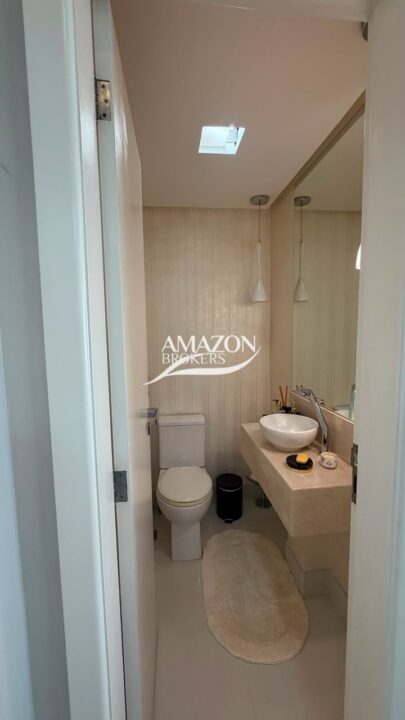 CONDOMÍNIO SAINT ROMAIN, BAIRRO NOSSA SENHORA DAS GRAÇAS - APARTAMENTO SEMIMOBILIADO 210m2 - DISPONÍVEL PARA VENDA