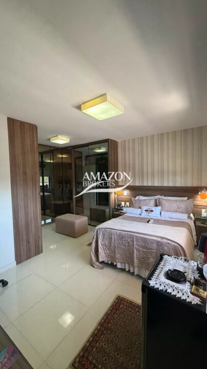 CONDOMÍNIO SAINT ROMAIN, BAIRRO NOSSA SENHORA DAS GRAÇAS - APARTAMENTO SEMIMOBILIADO 210m2 - DISPONÍVEL PARA VENDA