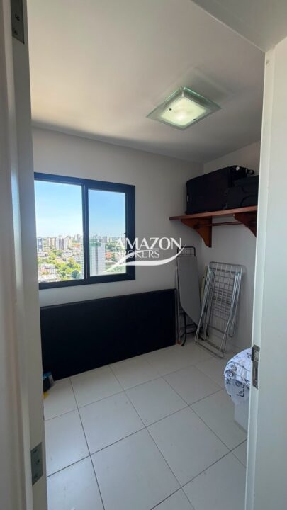 CONDOMÍNIO SAINT ROMAIN, BAIRRO NOSSA SENHORA DAS GRAÇAS - APARTAMENTO SEMIMOBILIADO 210m2 - DISPONÍVEL PARA VENDA