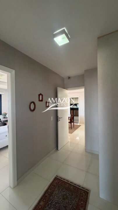 CONDOMÍNIO SAINT ROMAIN, BAIRRO NOSSA SENHORA DAS GRAÇAS - APARTAMENTO SEMIMOBILIADO 210m2 - DISPONÍVEL PARA VENDA