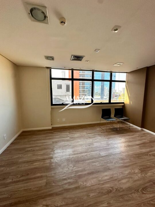 MILLENNIUM BUSINESS CENTER, BAIRRO CHAPADA - SALA COMERCIAL 33m2 - DISPONÍVEL PARA VENDA