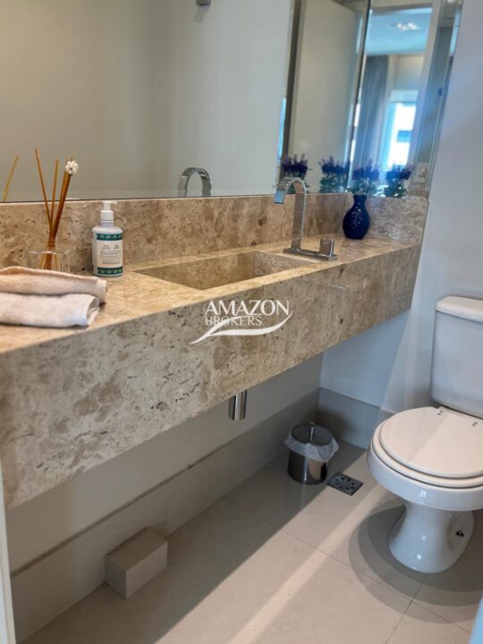 CONDOMÍNIO AUTHENTIC, BAIRRO ADRIANÓPOLIS - APARTAMENTO MOBILIADO 140m2 - DISPONÍVEL PARA VENDA