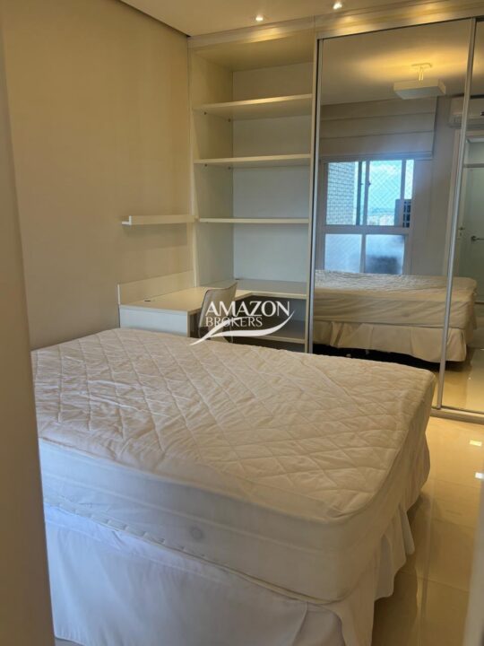 CONDOMÍNIO AUTHENTIC, BAIRRO ADRIANÓPOLIS - APARTAMENTO MOBILIADO 140m2 - DISPONÍVEL PARA VENDA
