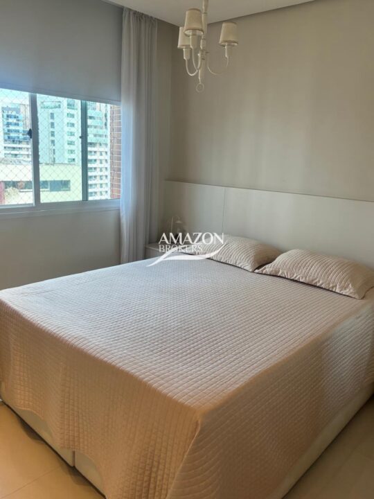 CONDOMÍNIO AUTHENTIC, BAIRRO ADRIANÓPOLIS - APARTAMENTO MOBILIADO 140m2 - DISPONÍVEL PARA VENDA