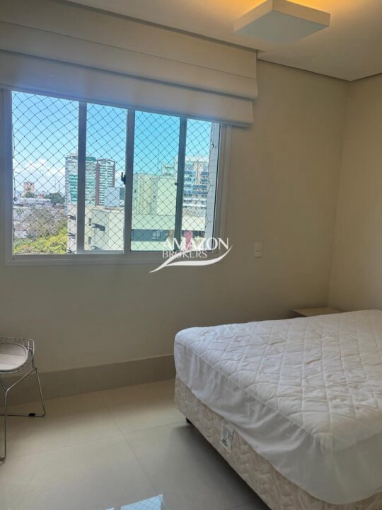 CONDOMÍNIO AUTHENTIC, BAIRRO ADRIANÓPOLIS - APARTAMENTO MOBILIADO 140m2 - DISPONÍVEL PARA VENDA