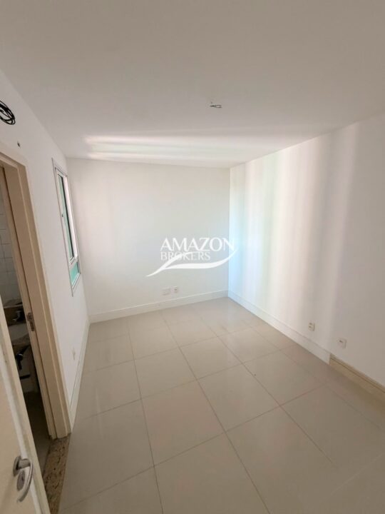 RESIDENCIAL RUBI, PARQUE 10 - APARTAMENTO 140m2 - DISPONÍVEL PARA VENDA