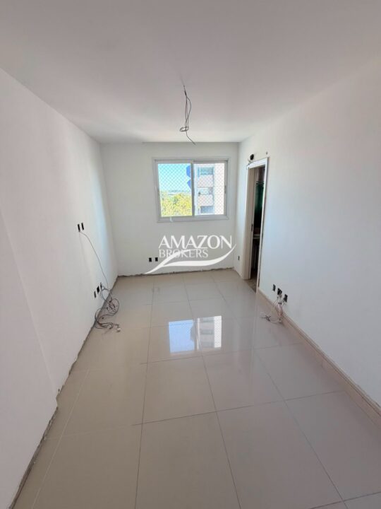 RESIDENCIAL RUBI, PARQUE 10 - APARTAMENTO 140m2 - DISPONÍVEL PARA VENDA