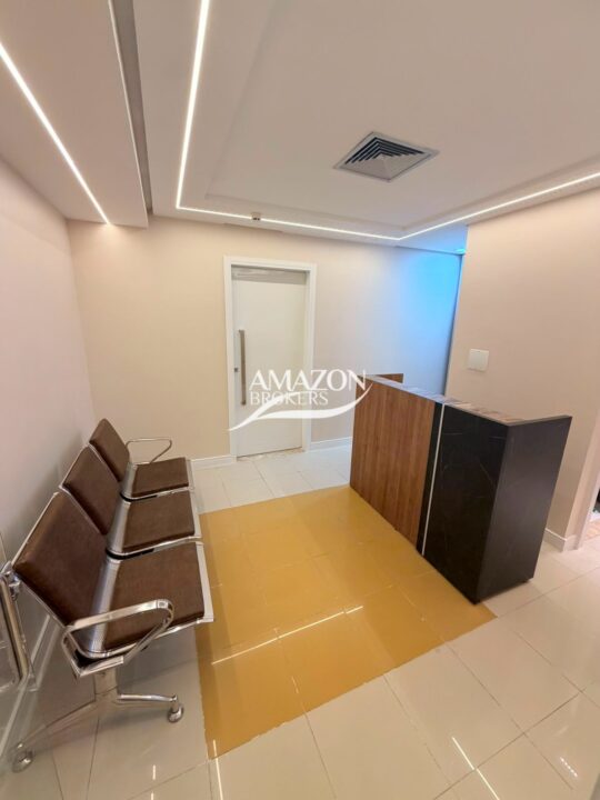 MILLENNIUM MEDICAL TOWER, CHAPADA - SALA COMERCIAL MOBILIADA 31,40m2 - DISPONÍVEL PARA LOCAÇÃO