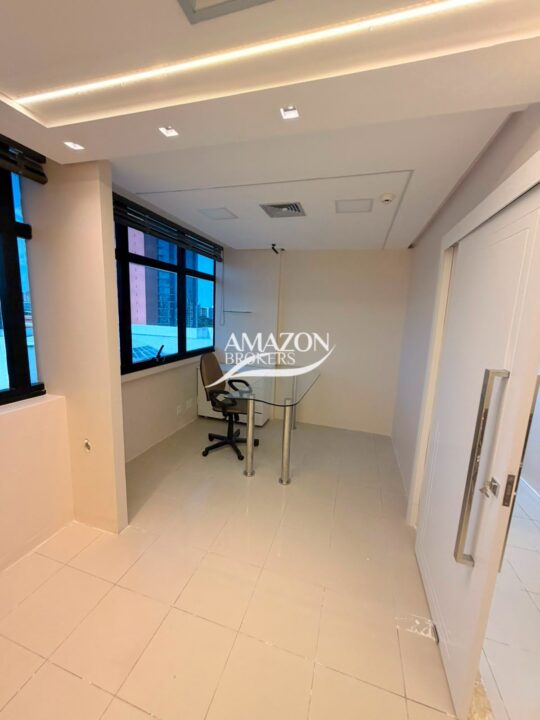 MILLENNIUM MEDICAL TOWER, CHAPADA - SALA COMERCIAL MOBILIADA 31,40m2 - DISPONÍVEL PARA LOCAÇÃO