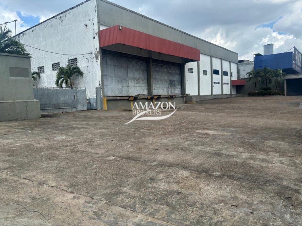 GALPÃO 4.069,30m2 NA AV. TORQUATO TAPAJÓS - DISPONÍVEL PARA LOCAÇÃO