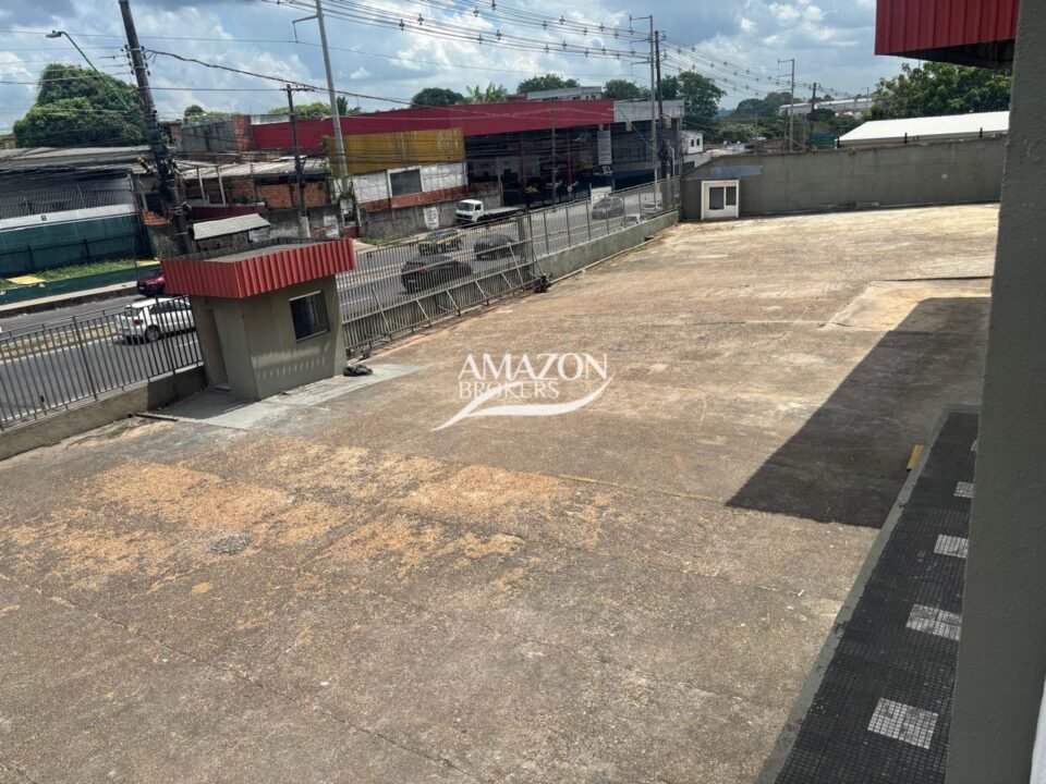 GALPÃO 4.069,30m2 NA AV. TORQUATO TAPAJÓS - DISPONÍVEL PARA LOCAÇÃO