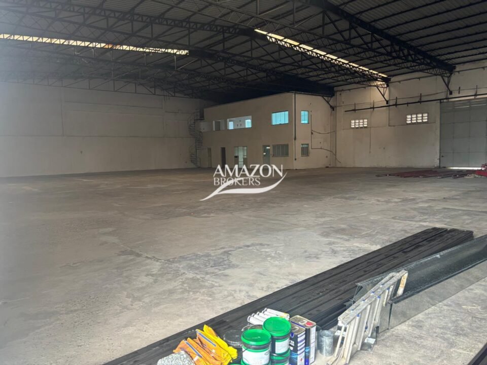 GALPÃO 4.069,30m2 NA AV. TORQUATO TAPAJÓS - DISPONÍVEL PARA LOCAÇÃO