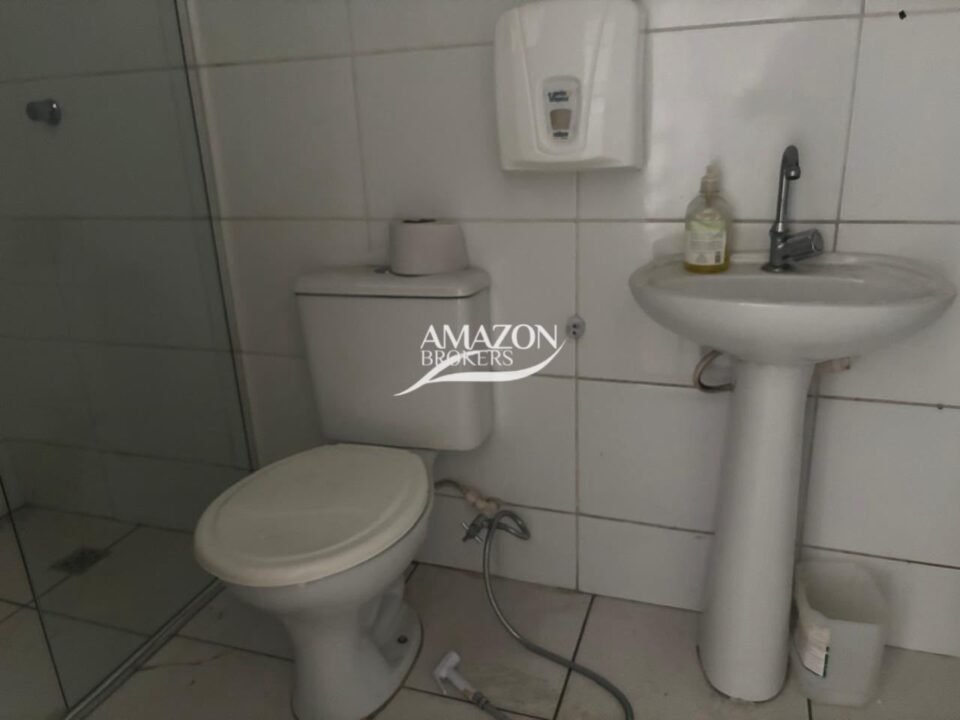 GALPÃO 4.069,30m2 NA AV. TORQUATO TAPAJÓS - DISPONÍVEL PARA LOCAÇÃO