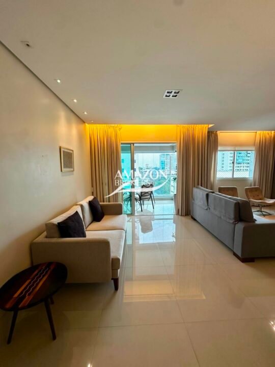 CONDOMÍNIO AUTHENTIC, BAIRRO ADRIANÓPOLIS - APARTAMENTO MOBILIADO 140m2 - DISPONÍVEL PARA VENDA