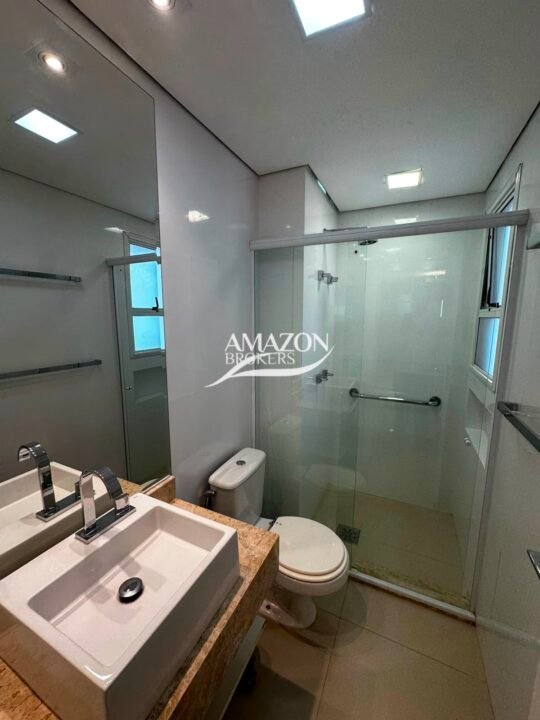 CONDOMÍNIO AUTHENTIC, BAIRRO ADRIANÓPOLIS - APARTAMENTO MOBILIADO 140m2 - DISPONÍVEL PARA VENDA