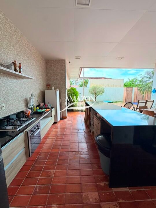 CONDOMÍNIO ITAPURANGA III, PONTA NEGRA - CASA DUPLEX 567,39m2 - DISPONÍVEL PARA LOCAÇÃO