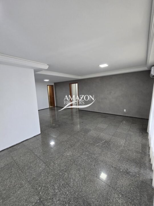 CONDOMÍNIO PORTAL DA VILA, ADRIANÓPOLIS - APARTAMENTO 190m2 - DISPONÍVEL PARA LOCAÇÃO