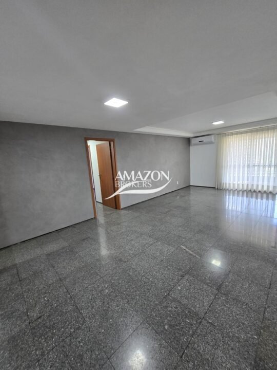CONDOMÍNIO PORTAL DA VILA, ADRIANÓPOLIS - APARTAMENTO 190m2 - DISPONÍVEL PARA LOCAÇÃO