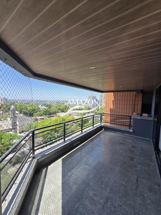 CONDOMÍNIO PORTAL DA VILA, ADRIANÓPOLIS - APARTAMENTO 190m2 - DISPONÍVEL PARA LOCAÇÃO