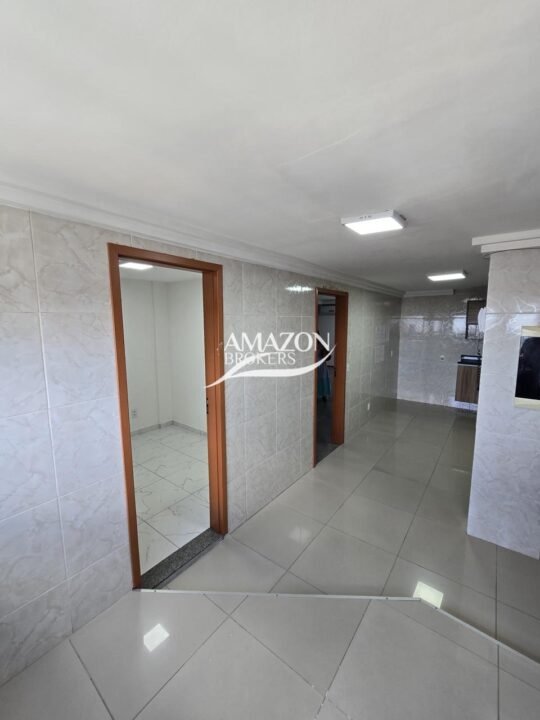 CONDOMÍNIO PORTAL DA VILA, ADRIANÓPOLIS - APARTAMENTO 190m2 - DISPONÍVEL PARA LOCAÇÃO
