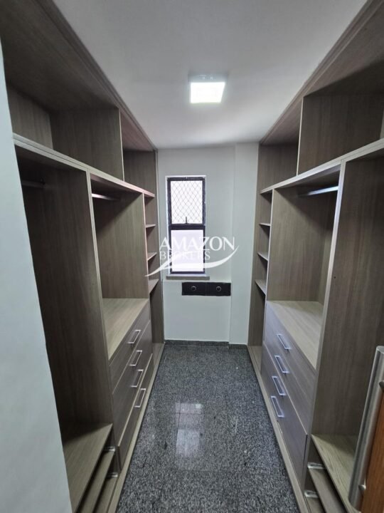 CONDOMÍNIO PORTAL DA VILA, ADRIANÓPOLIS - APARTAMENTO 190m2 - DISPONÍVEL PARA LOCAÇÃO