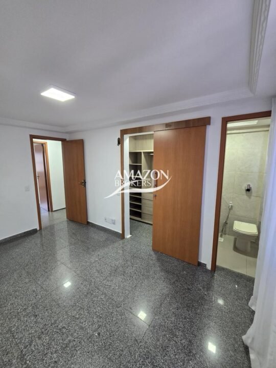CONDOMÍNIO PORTAL DA VILA, ADRIANÓPOLIS - APARTAMENTO 190m2 - DISPONÍVEL PARA LOCAÇÃO