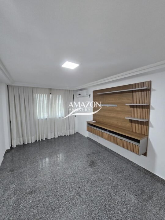 CONDOMÍNIO PORTAL DA VILA, ADRIANÓPOLIS - APARTAMENTO 190m2 - DISPONÍVEL PARA LOCAÇÃO