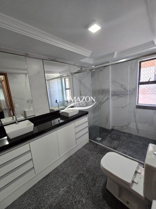 CONDOMÍNIO PORTAL DA VILA, ADRIANÓPOLIS - APARTAMENTO 190m2 - DISPONÍVEL PARA LOCAÇÃO