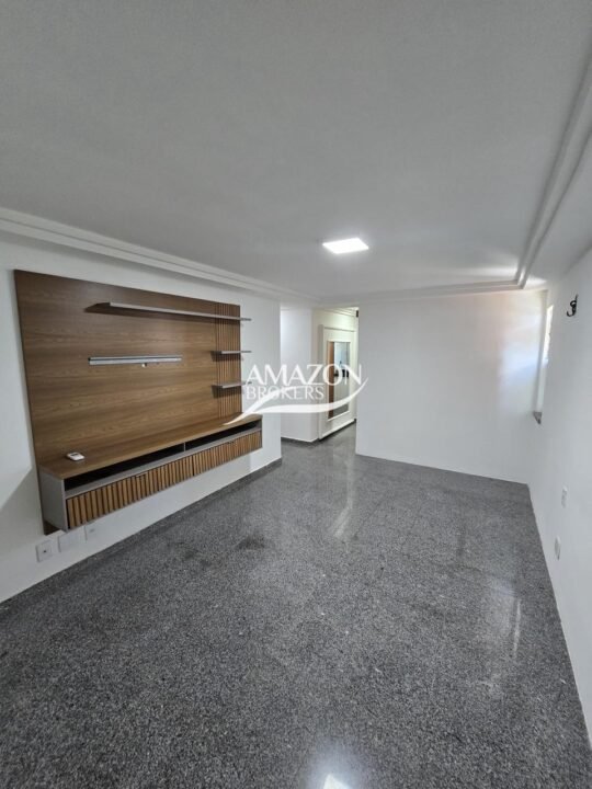 CONDOMÍNIO PORTAL DA VILA, ADRIANÓPOLIS - APARTAMENTO 190m2 - DISPONÍVEL PARA LOCAÇÃO