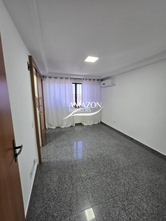 CONDOMÍNIO PORTAL DA VILA, ADRIANÓPOLIS - APARTAMENTO 190m2 - DISPONÍVEL PARA LOCAÇÃO
