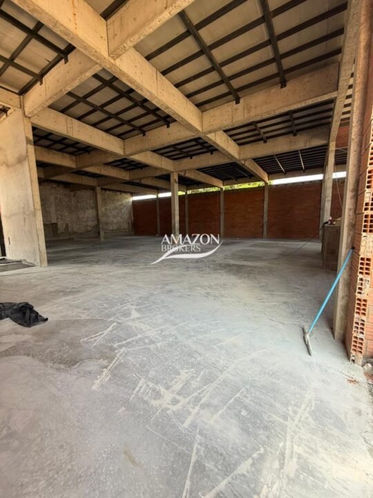 GALPÃO COMERCIAL E INDUSTRIAL 1.221,02m2 - TARUMÃ, AO LADO DO AERPORTO - DISPONÍVEL PARA LOCAÇÃO
