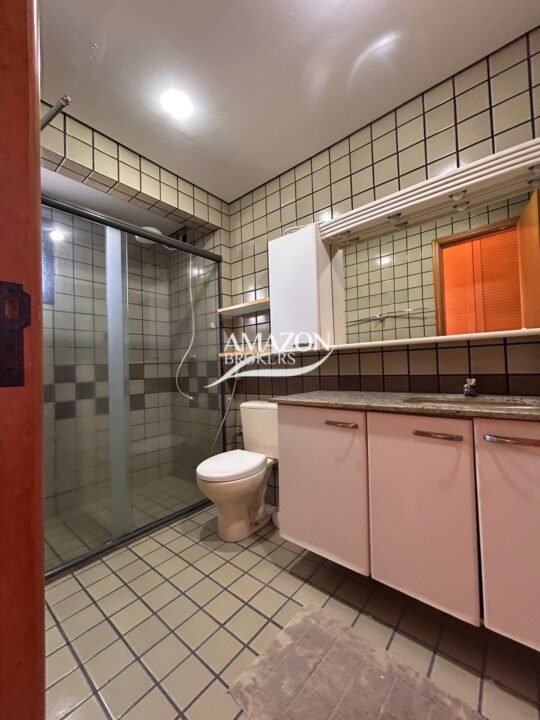 SAINT MARTIN CONDOMÍNIO, ADRIANÓPOLIS - APARTAMENTO 180m2 - DISPONÍVEL PARA VENDA