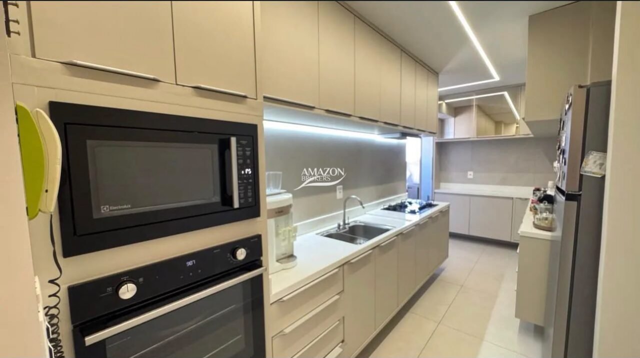 GARDEN CLUB RESIDENCIAL, BAIRRO PARQUE 10 - APARTAMENTO MOBILIADO 133m2 - DISPONÍVEL PARA VENDA