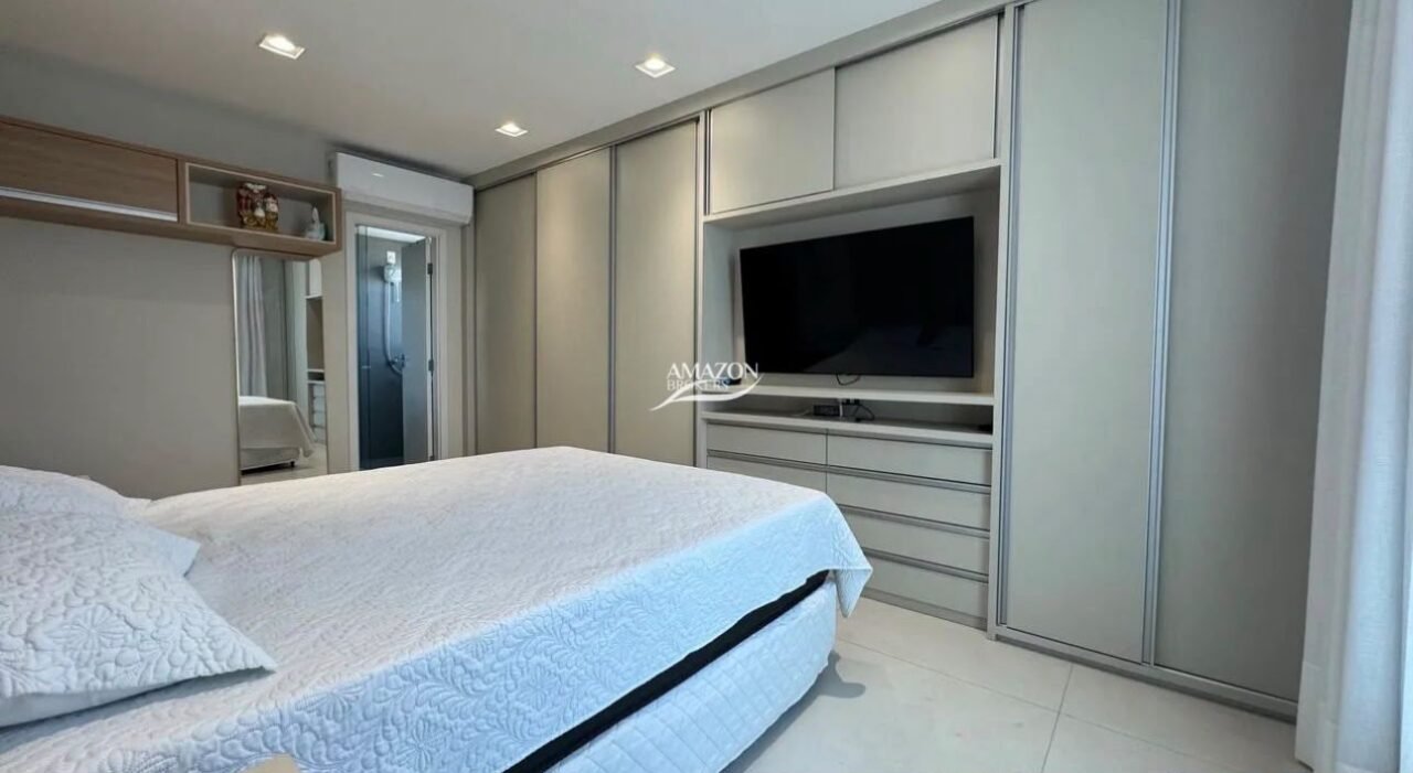 GARDEN CLUB RESIDENCIAL, BAIRRO PARQUE 10 - APARTAMENTO MOBILIADO 133m2 - DISPONÍVEL PARA VENDA